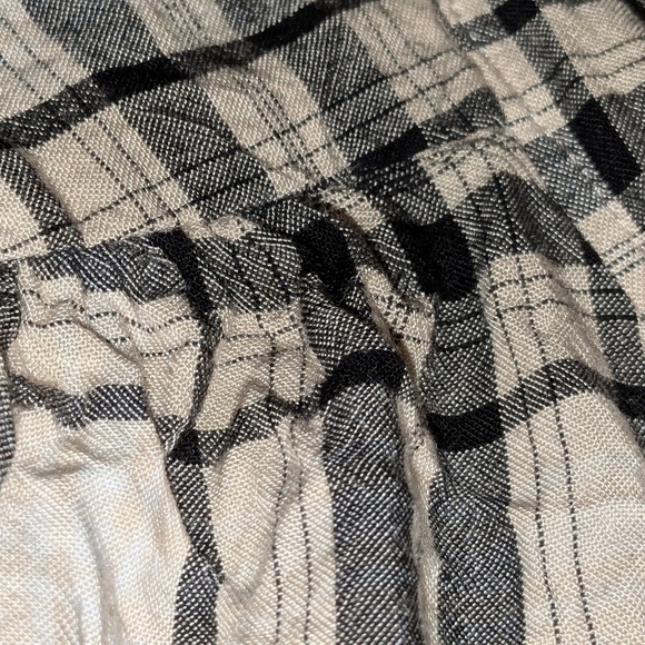 Sanctuary Kiera Tie Neck Blouse - Flirty Tan & Black 1X - Picture 7 of 7